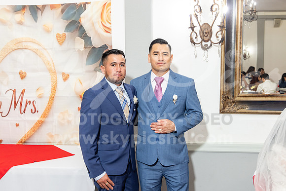 J&R_EV_0408